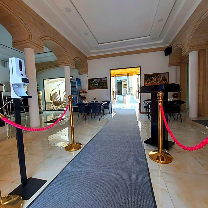 Queens 2 Hotel Tashkent Ngoại thất bức ảnh