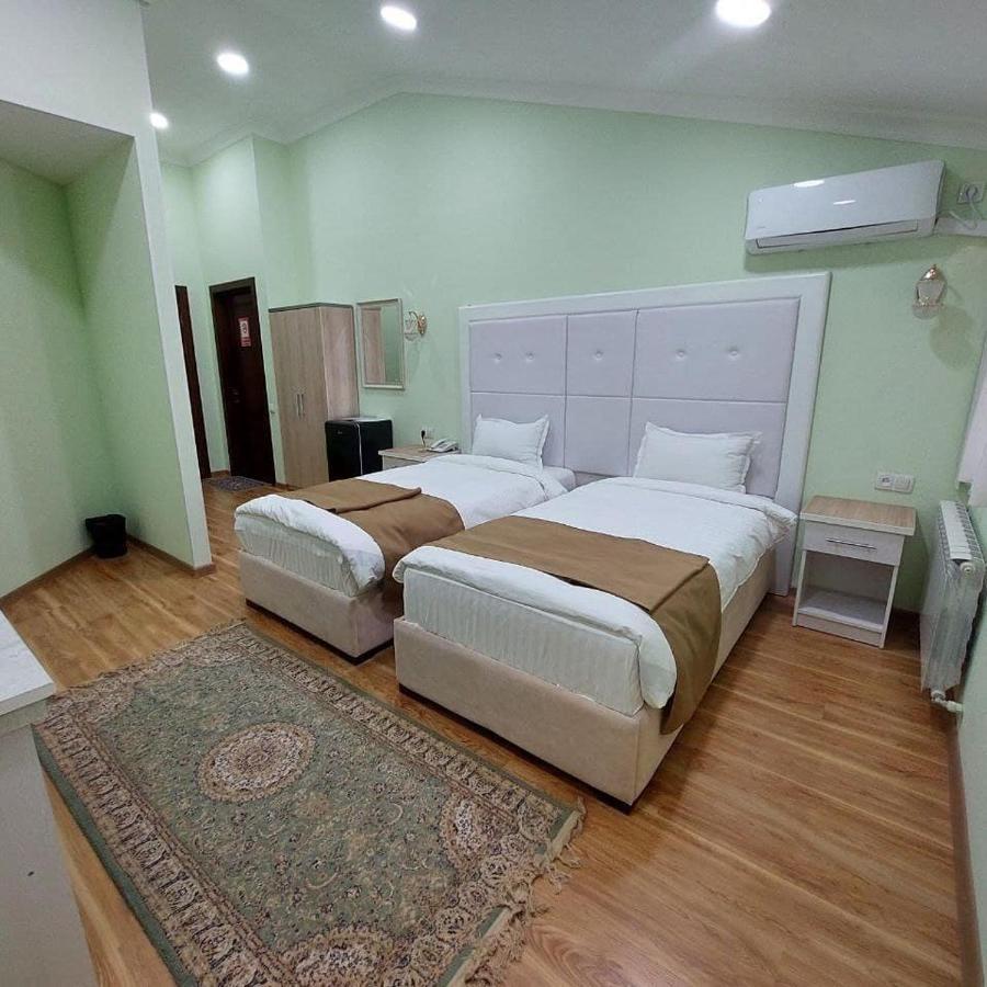 Queens 2 Hotel Tashkent Ngoại thất bức ảnh