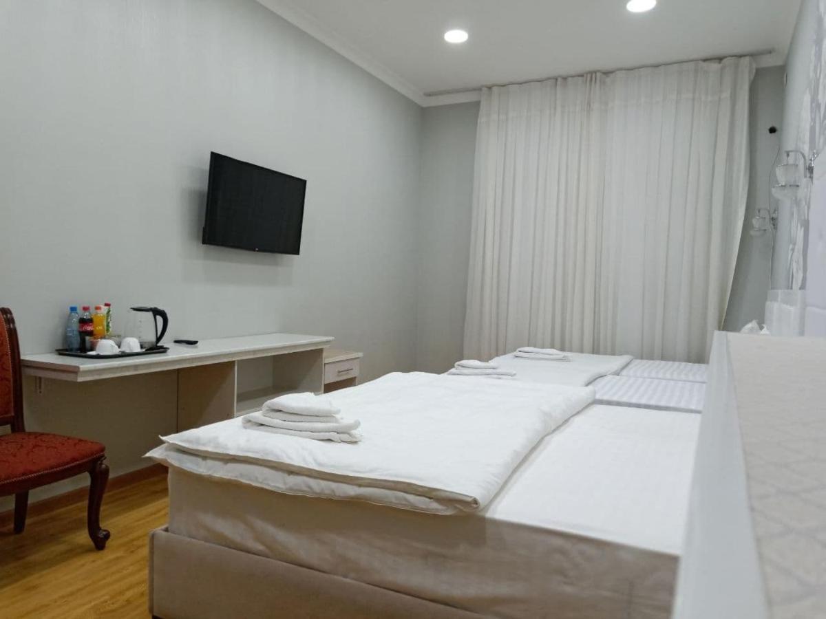 Queens 2 Hotel Tashkent Ngoại thất bức ảnh