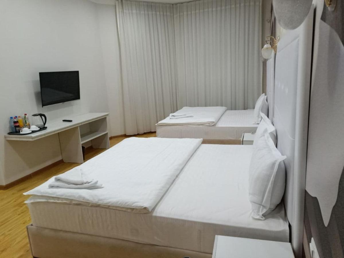 Queens 2 Hotel Tashkent Ngoại thất bức ảnh