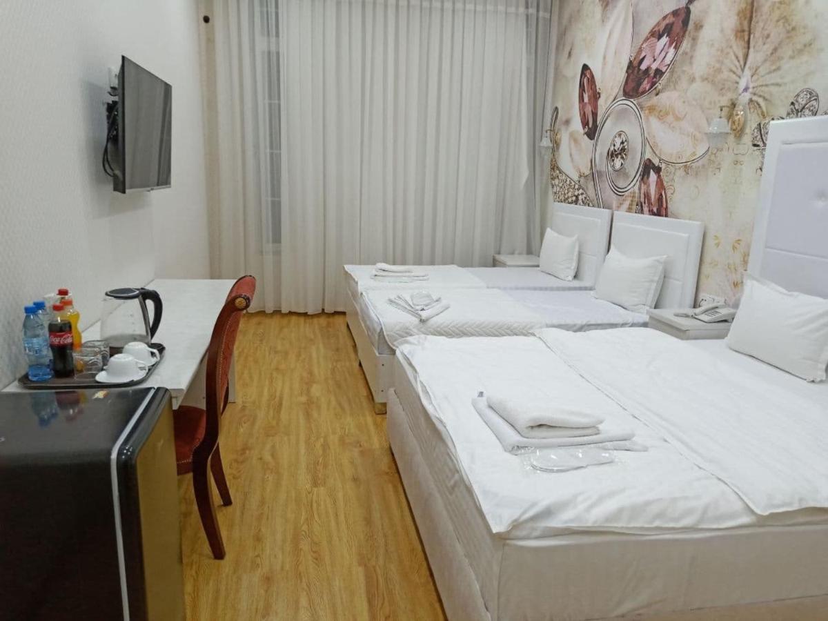 Queens 2 Hotel Tashkent Ngoại thất bức ảnh