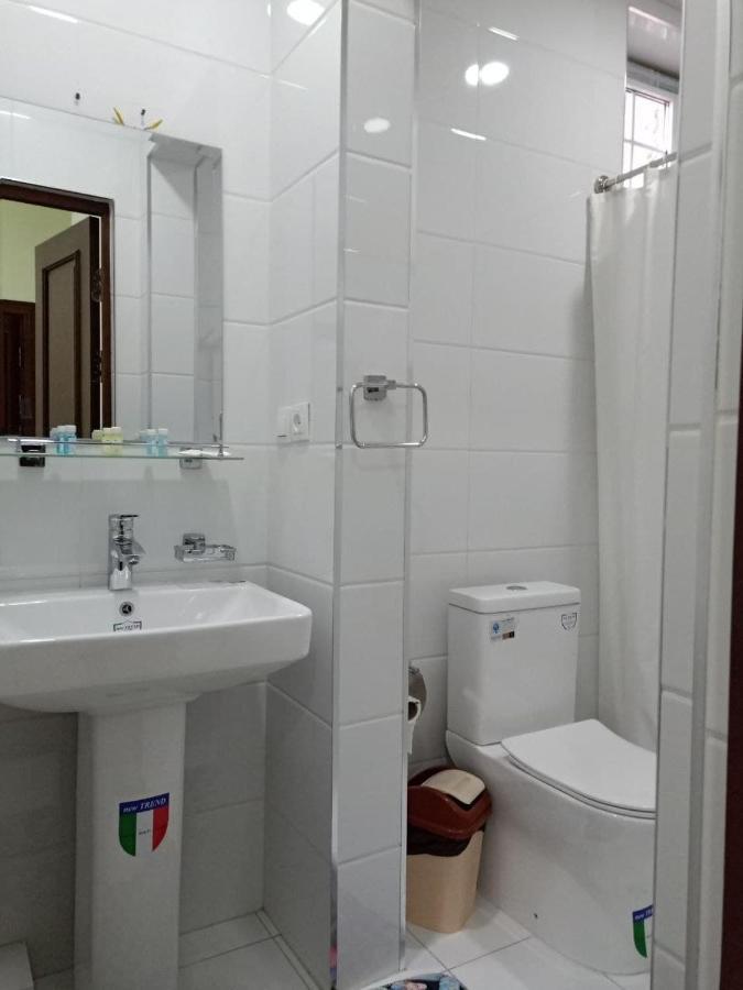 Queens 2 Hotel Tashkent Ngoại thất bức ảnh