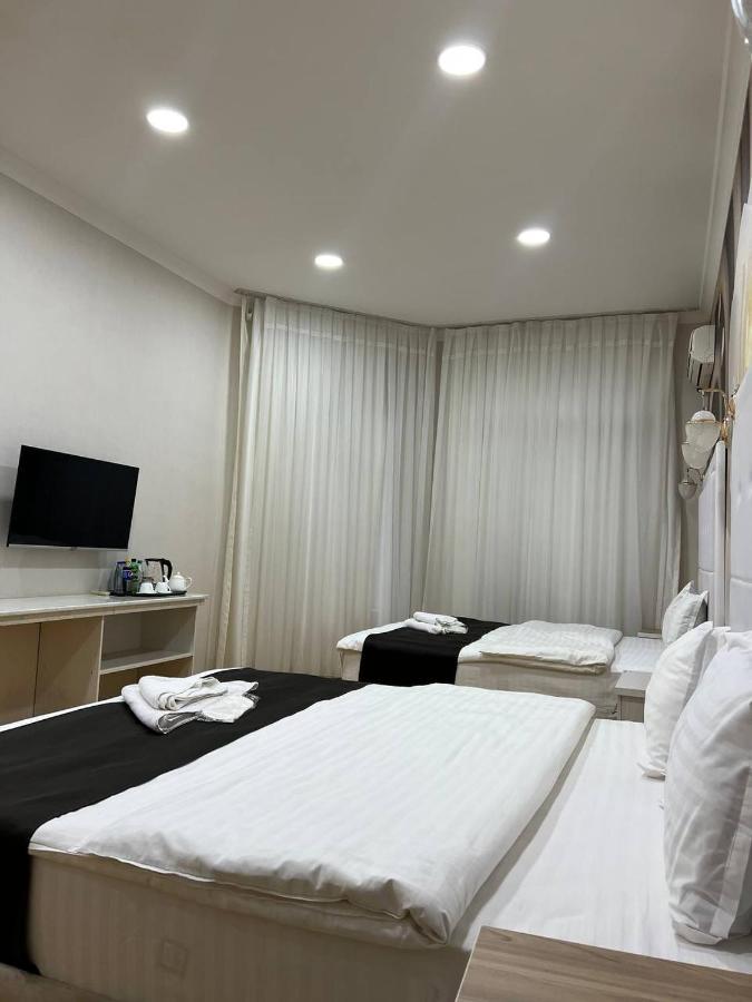 Queens 2 Hotel Tashkent Ngoại thất bức ảnh