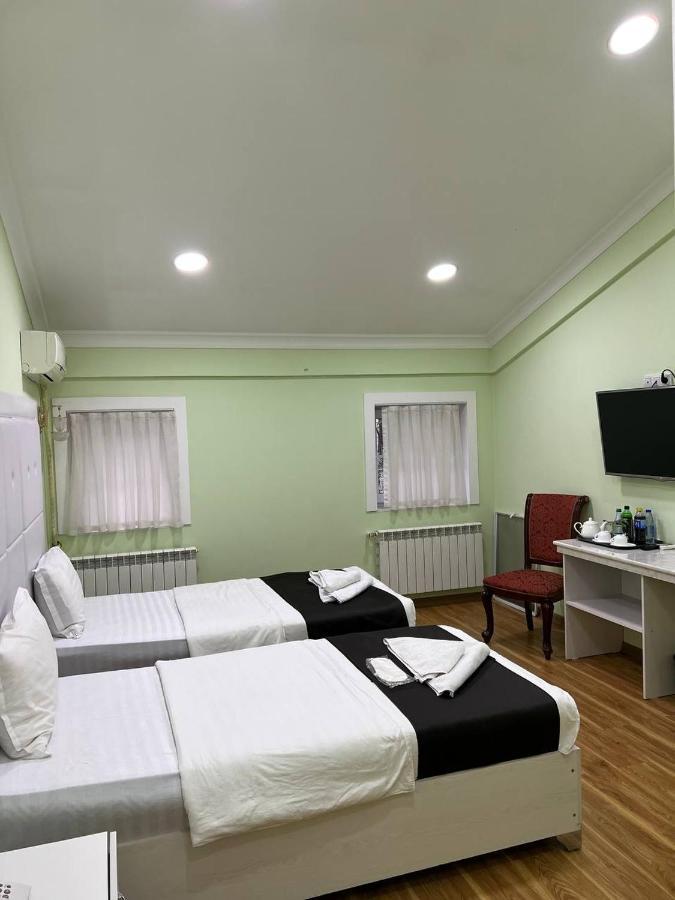 Queens 2 Hotel Tashkent Ngoại thất bức ảnh