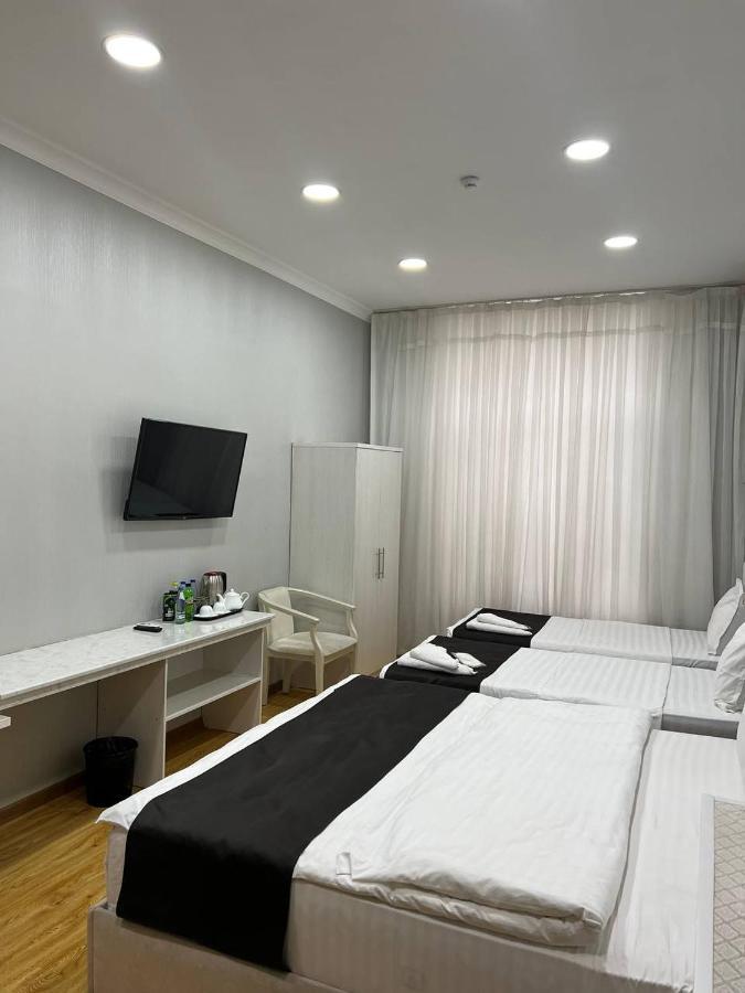Queens 2 Hotel Tashkent Ngoại thất bức ảnh