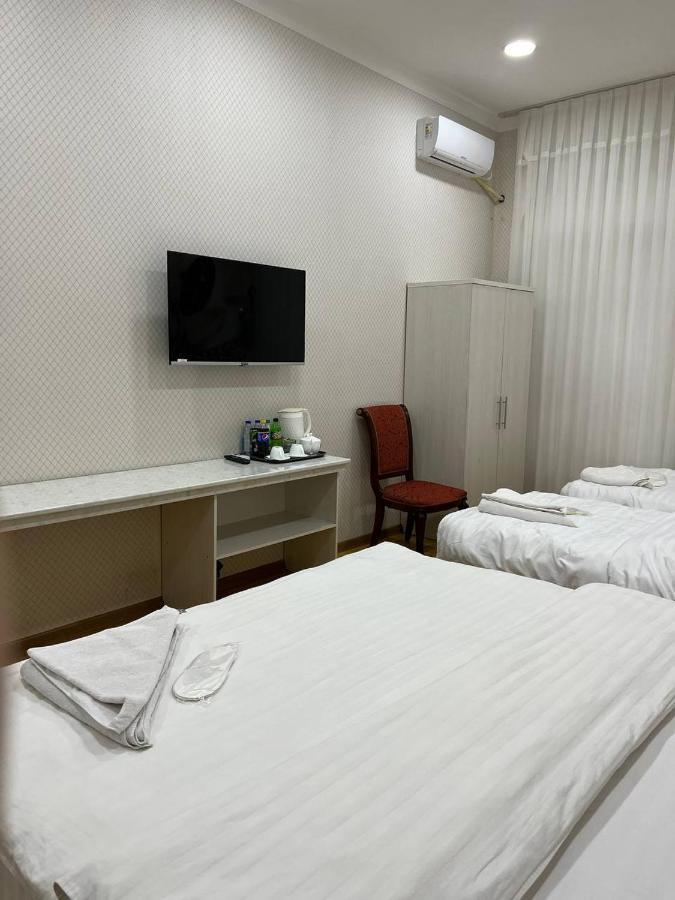 Queens 2 Hotel Tashkent Ngoại thất bức ảnh